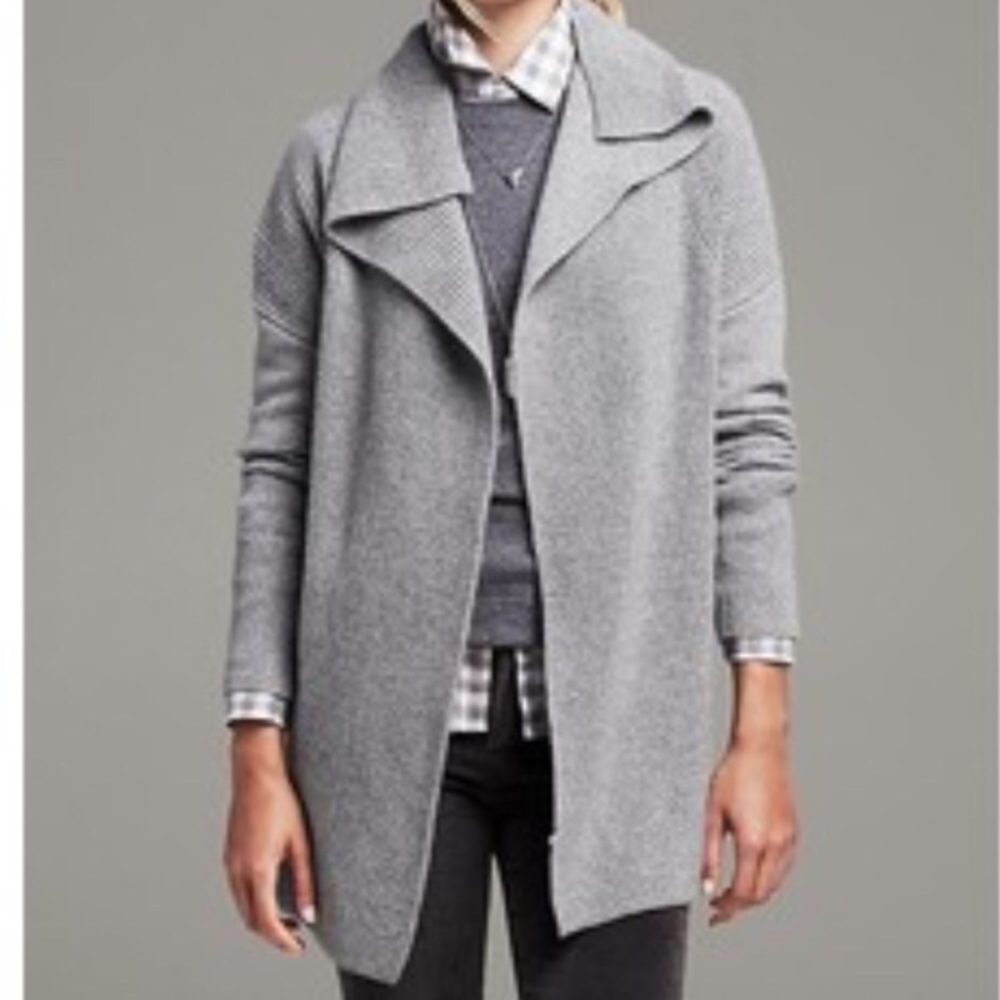 Banana Republic ribbed grey 100% cashmere cardigan